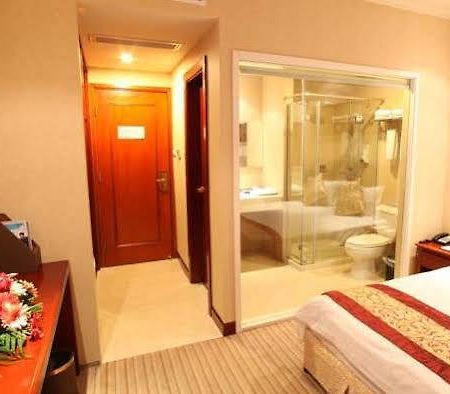 Suzhou Plaza Hotel מראה חיצוני תמונה